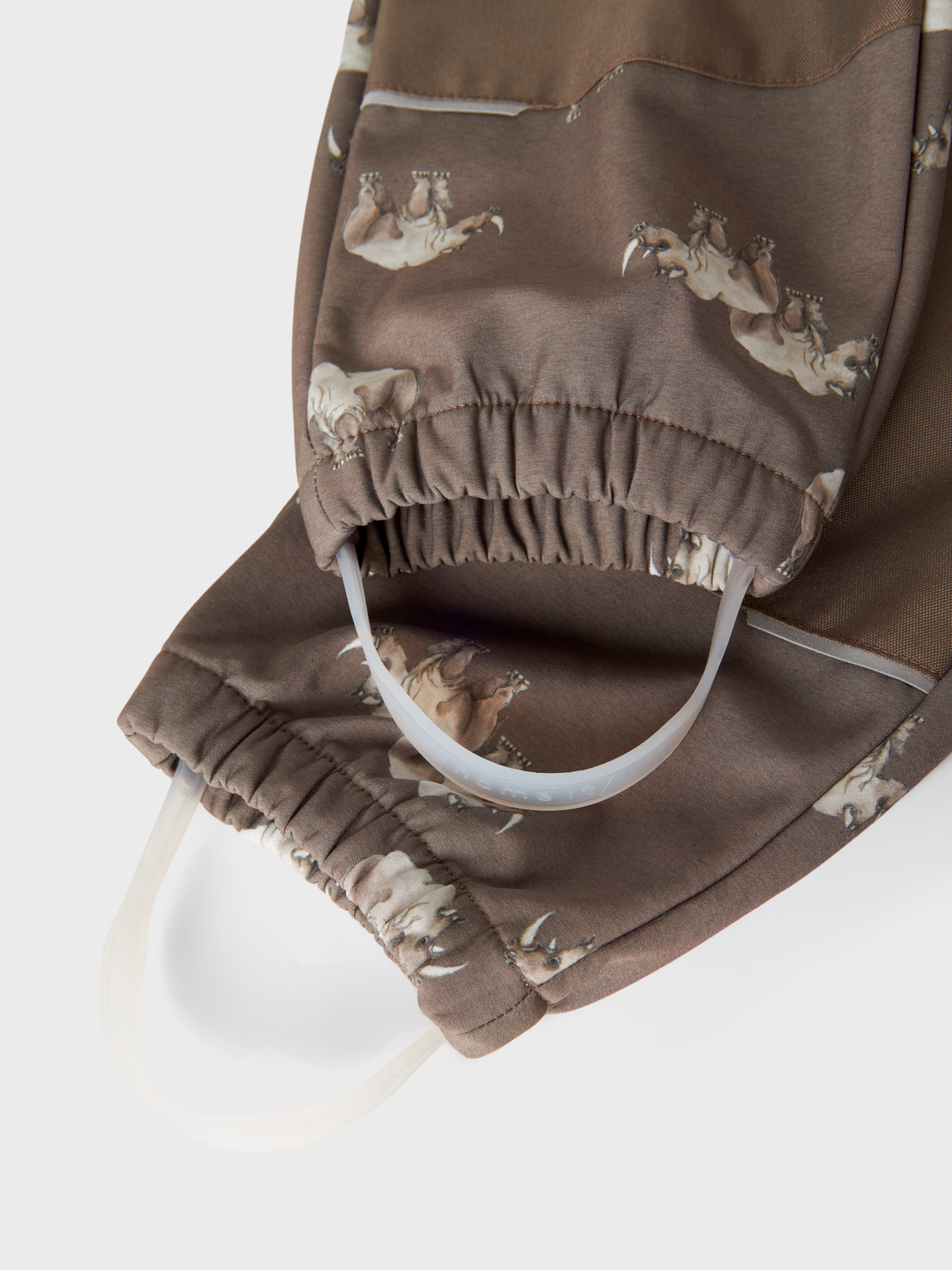 model_shot-detail
