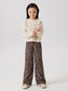 model_shot-creative